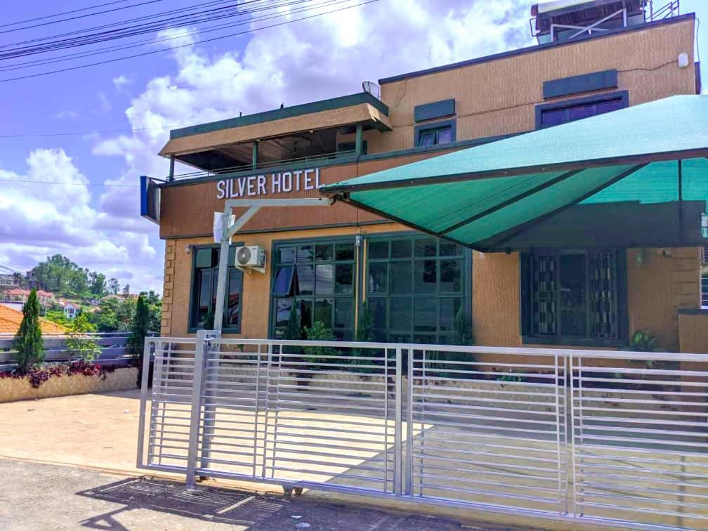 Silver Resident Hotel Near Convention Center Kigali Exterior foto